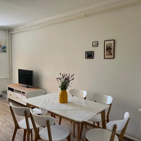 Appartement Jo Hely Balatonalmádi