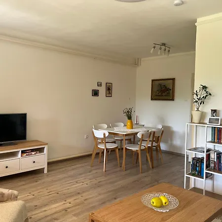 Appartement Jo Hely *